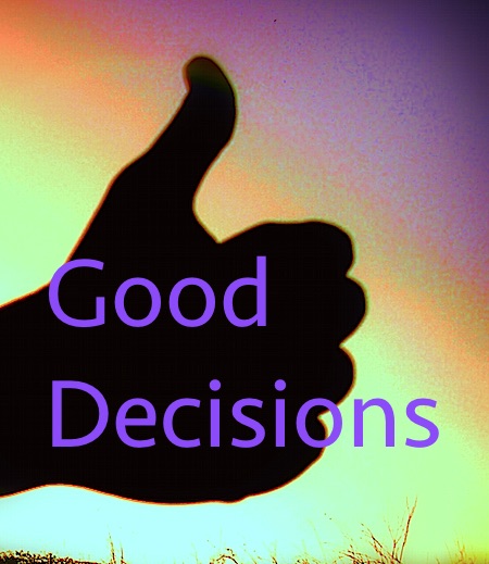 Making Good Decisions: Wisdom of Knowledge